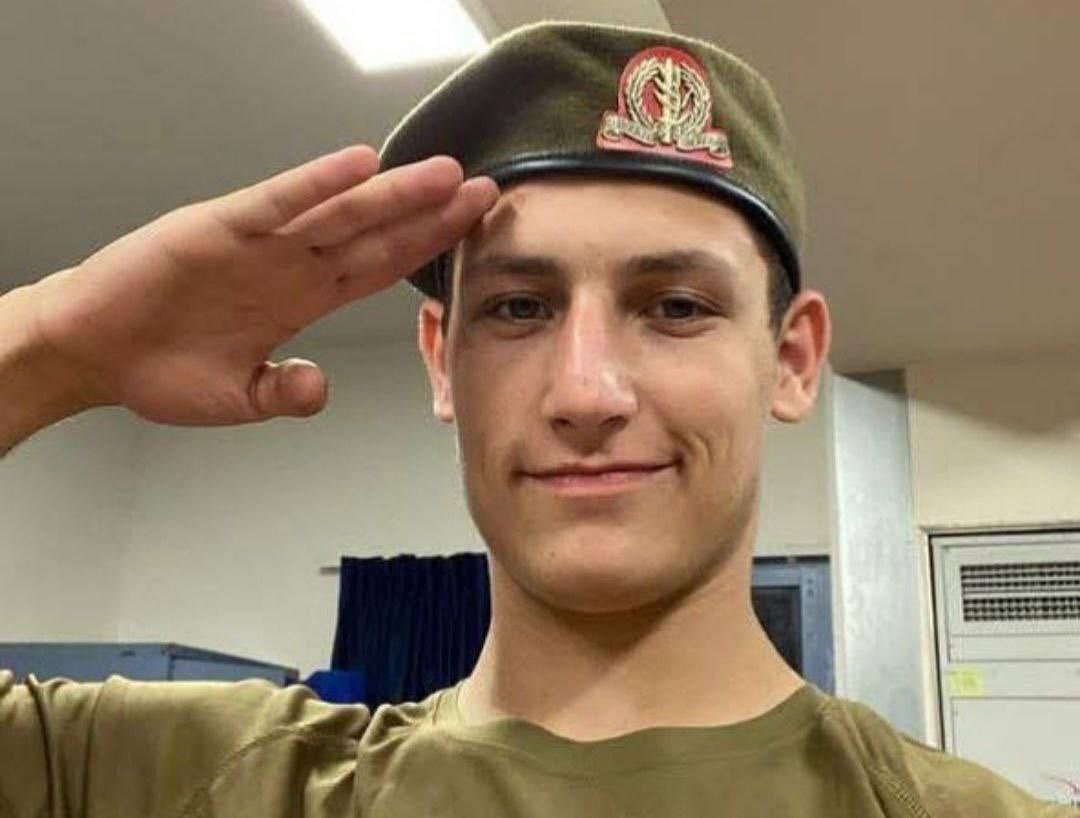 ZoeAriella_'s tweet image. Dan Philipson from Norway, came to join IDF after high school less than a year ago.
The other day he lost his life of his wounds. He was a lone soldier who came to support Israel.
May our hero's memory be forever blessed💔🙏