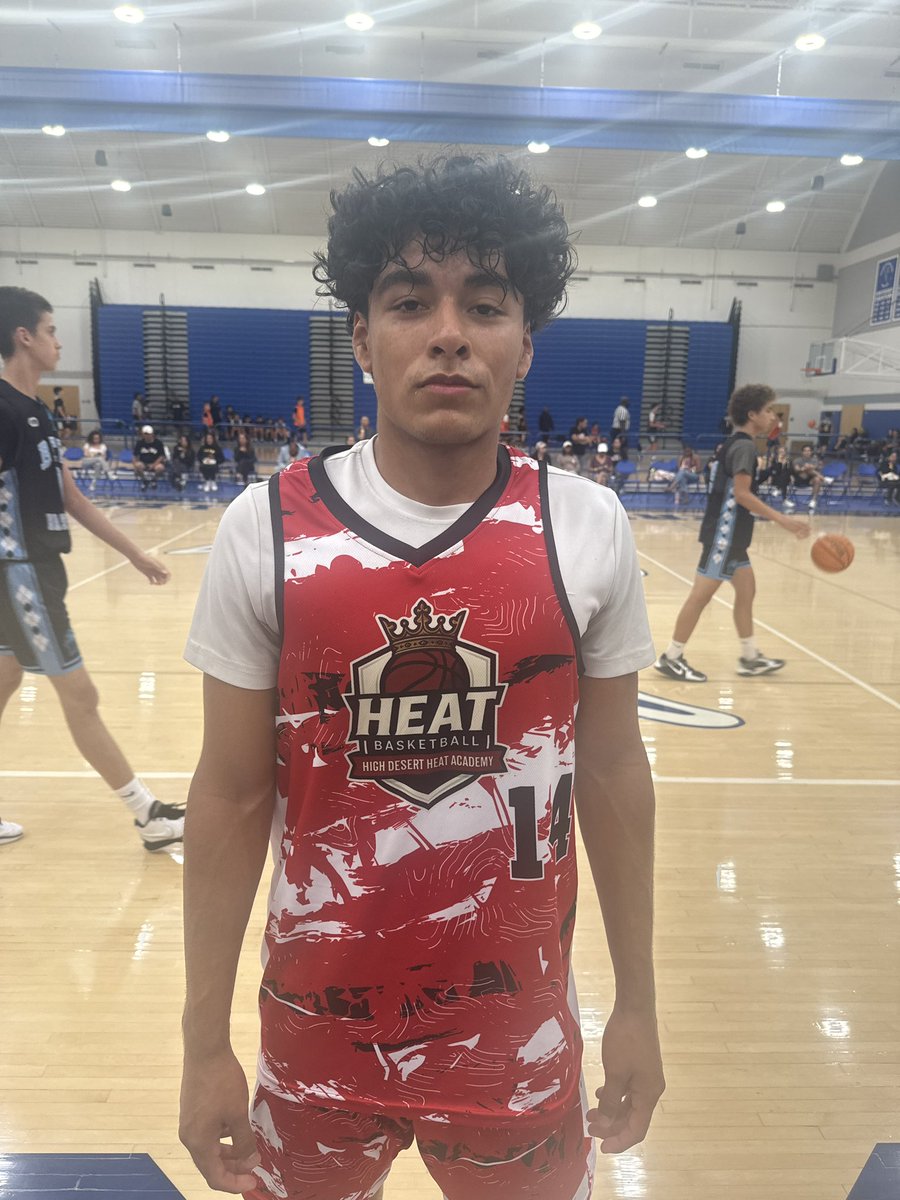 gteusabb's tweet image. Mathew Guevara @Mathew1_6
2026 Burroughs HS

Mathew plays very hard when he’s on the court. He makes his presence known through his rebounding, defense and effectively scoring at all three levels.