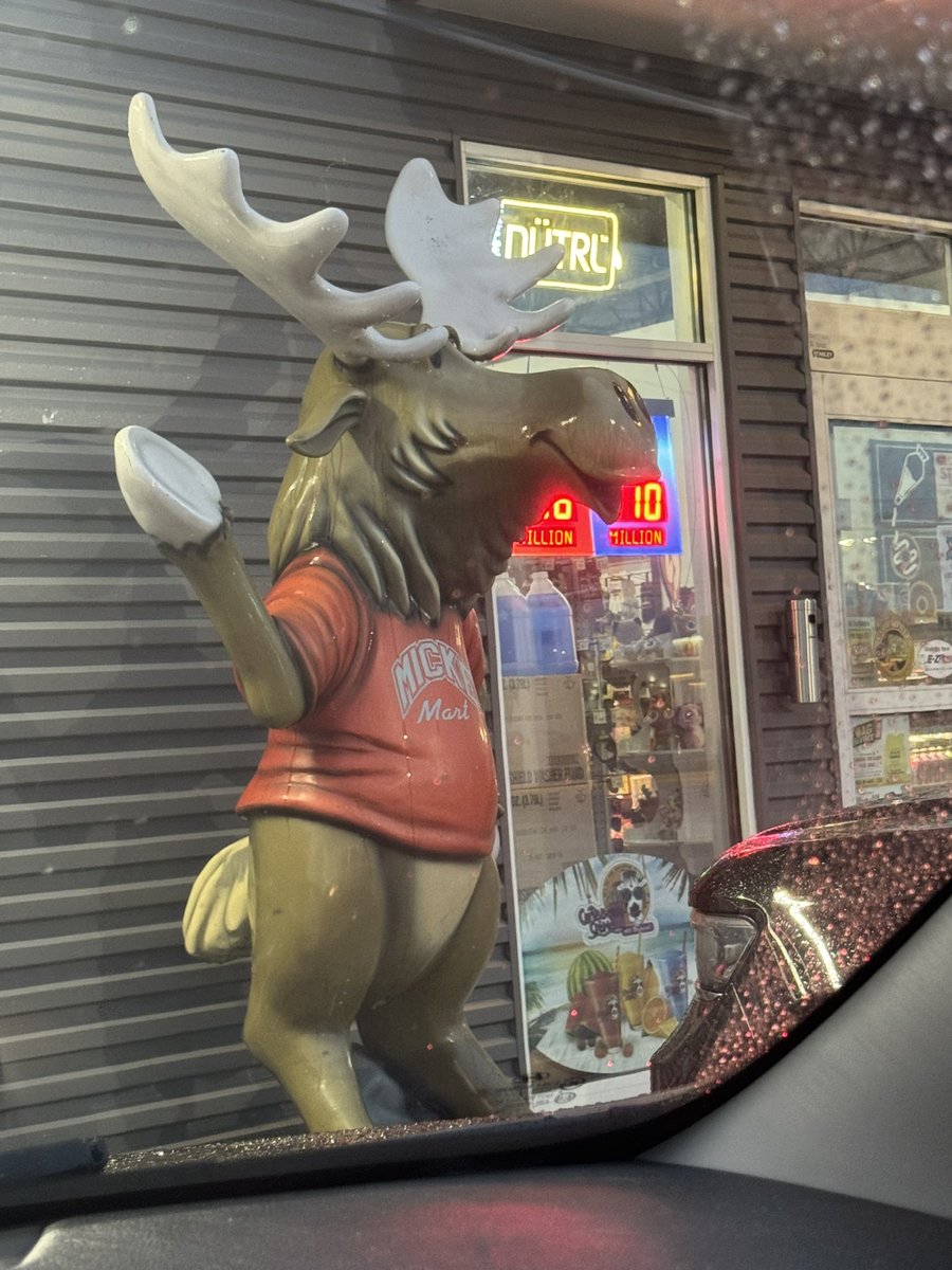 Parks closed folks, moose out front shoulda told ya