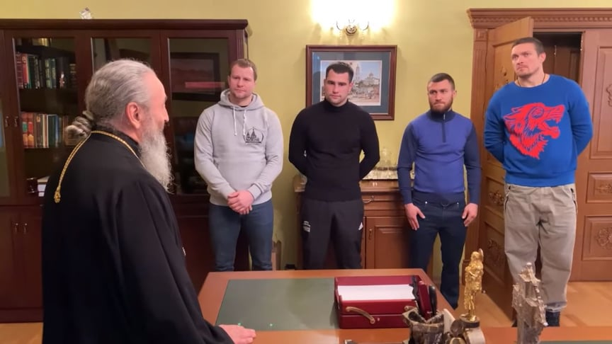 AlinaKharkiv8's tweet image. А яка різниця між Усиком та Ломаченком? Обидва ж братья крим-кримчано-божьїх рюзгих, чи просто один став підLизувати зеленському, а інший ні?
#Крым #Usyk #UsykDubois2 #Дюбуа #Усика #Ukraine #boxing #Times #Судя #Odesa #Crimea