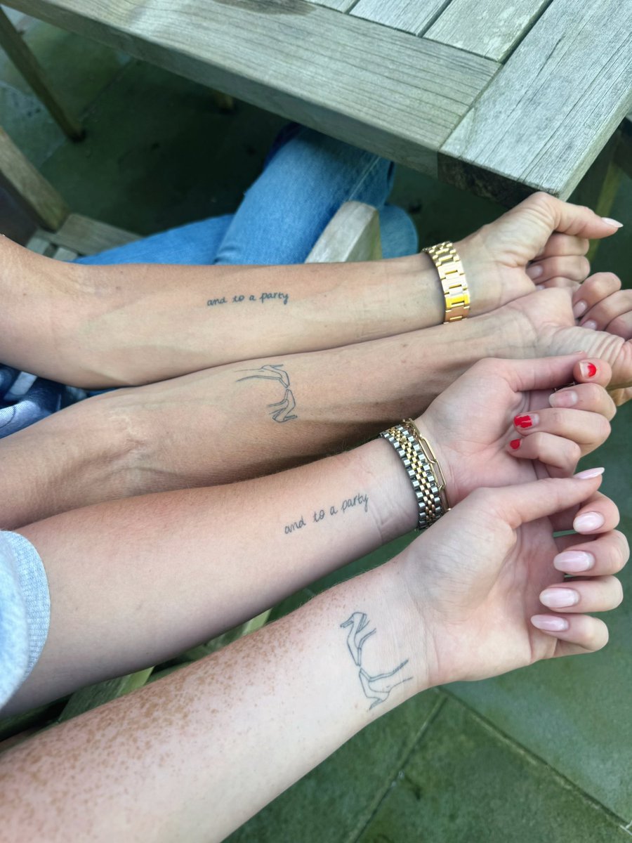 Heard national tattoo day was last week… how lucky am I to have daughters who want to match with me permanently? Truly the luckiest mama ❤️