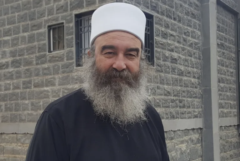 hureyaksa's tweet photo. حكمت الهجري وياسر أبو شباب

أسمائهم مختلفة لكن أدوارهم متشابهة

كلاهما بيدق بيد الاحتلال وأداة سيتم التخلص منها قريبًا.. https://t.co/05aOaQeKfs