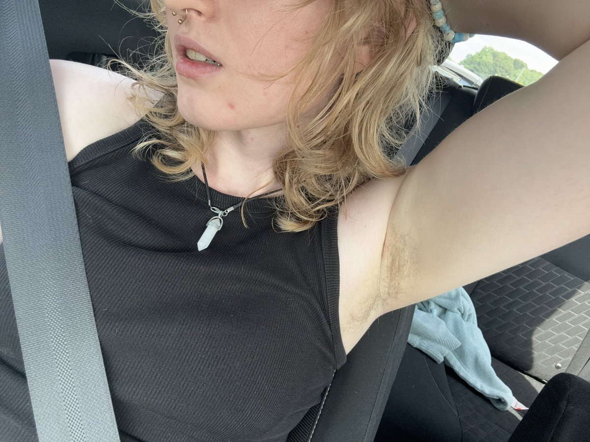 Skyemoder's tweet image. here’s the deal, i give you pit and you give me tips on how to be less anxious