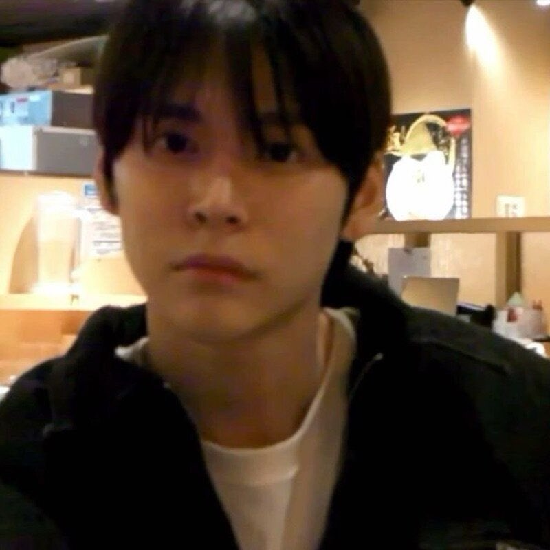 lior (@veloureu) on Twitter photo 