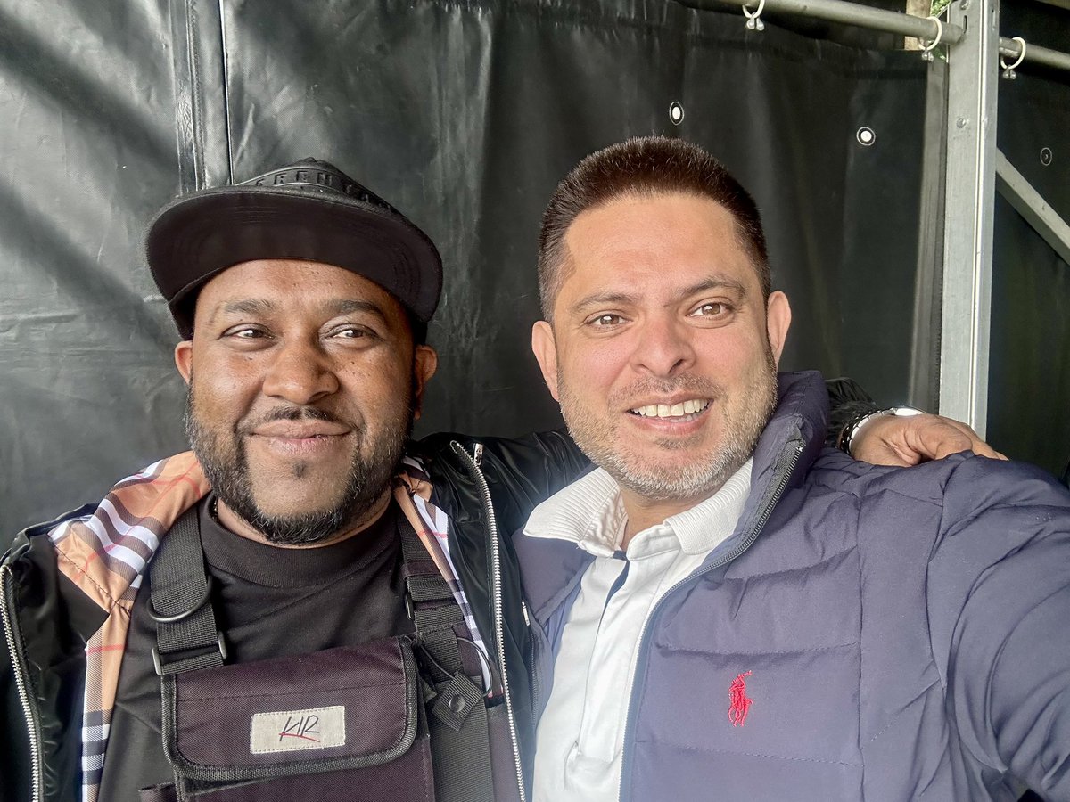 WaseemZaffar's tweet image. What a fantastic afternoon at @NowkaBaisUK! So glad we got to experience being in one of the boats. Even better, it was wonderful catching up with new and old friends, all while enjoying the vibrant Bangladeshi music, culture, and sports! #NowkaBais #CommunityEvent #Bangladesh
