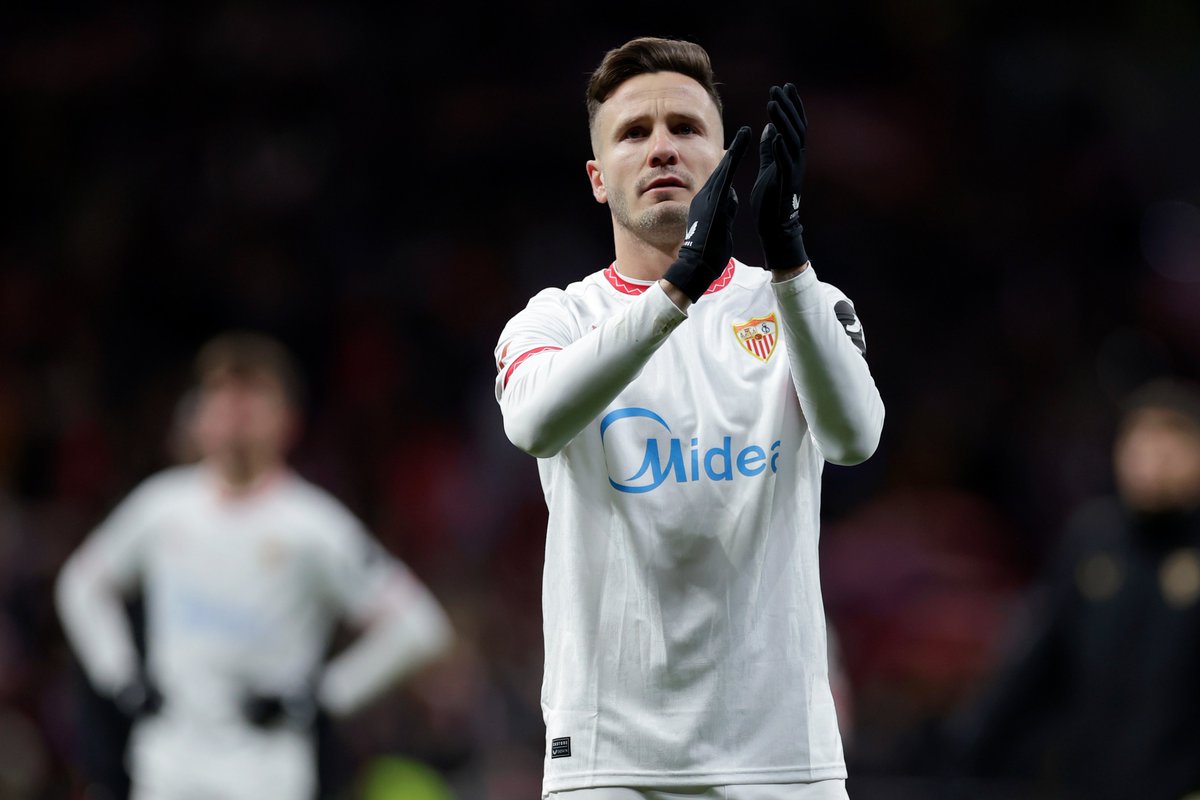 Carrusel Deportivo (@carrusel) on Twitter photo 💣👋 Saúl Ñíguez, ante sus últimas horas como jugador del <a href="/Atleti/">Atlético de Madrid</a>
🤝 Está cerrando el acuerdo para su rescisión de contrato antes de marcharse al Trabzonspor turco. No se presentaría siquiera al inicio de la pretemporada de mañana
🎙️ Información de <a href="/Tala_Radio/">M.M. TALAVERA</a> y <a href="/josedpalacio/">José David Palacio</a> 💣👋 Saúl Ñíguez, ante sus últimas horas como jugador del <a href="/Atleti/">Atlético de Madrid</a>
🤝 Está cerrando el acuerdo para su rescisión de contrato antes de marcharse al Trabzonspor turco. No se presentaría siquiera al inicio de la pretemporada de mañana
🎙️ Información de <a href="/Tala_Radio/">M.M. TALAVERA</a> y <a href="/josedpalacio/">José David Palacio</a>