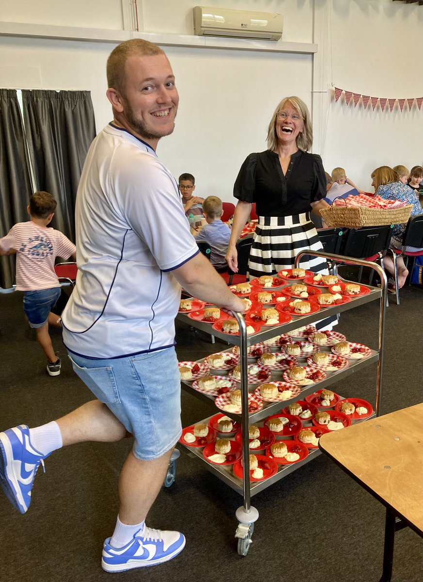 Crawley Community Church tweet media