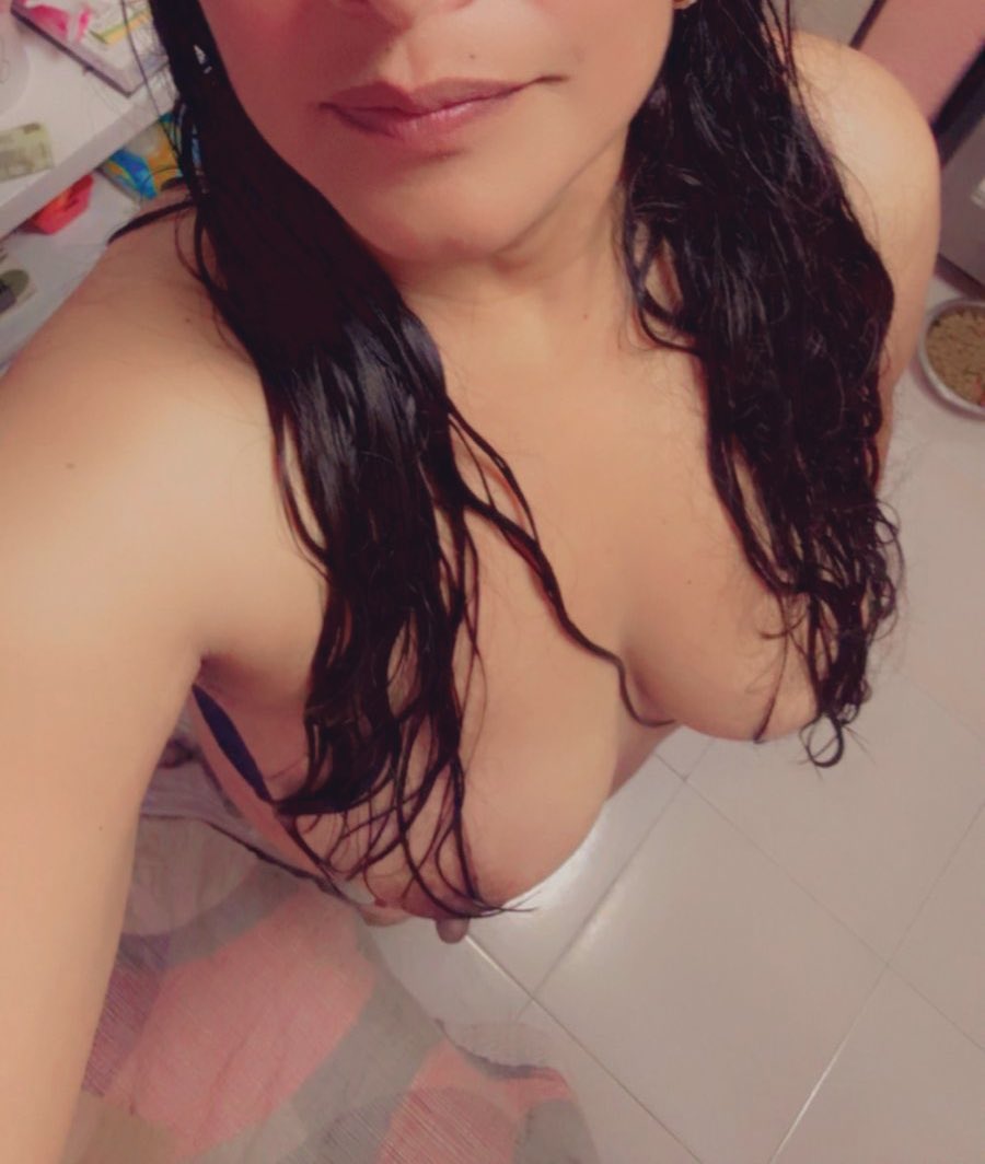 elena_herdz tweet media