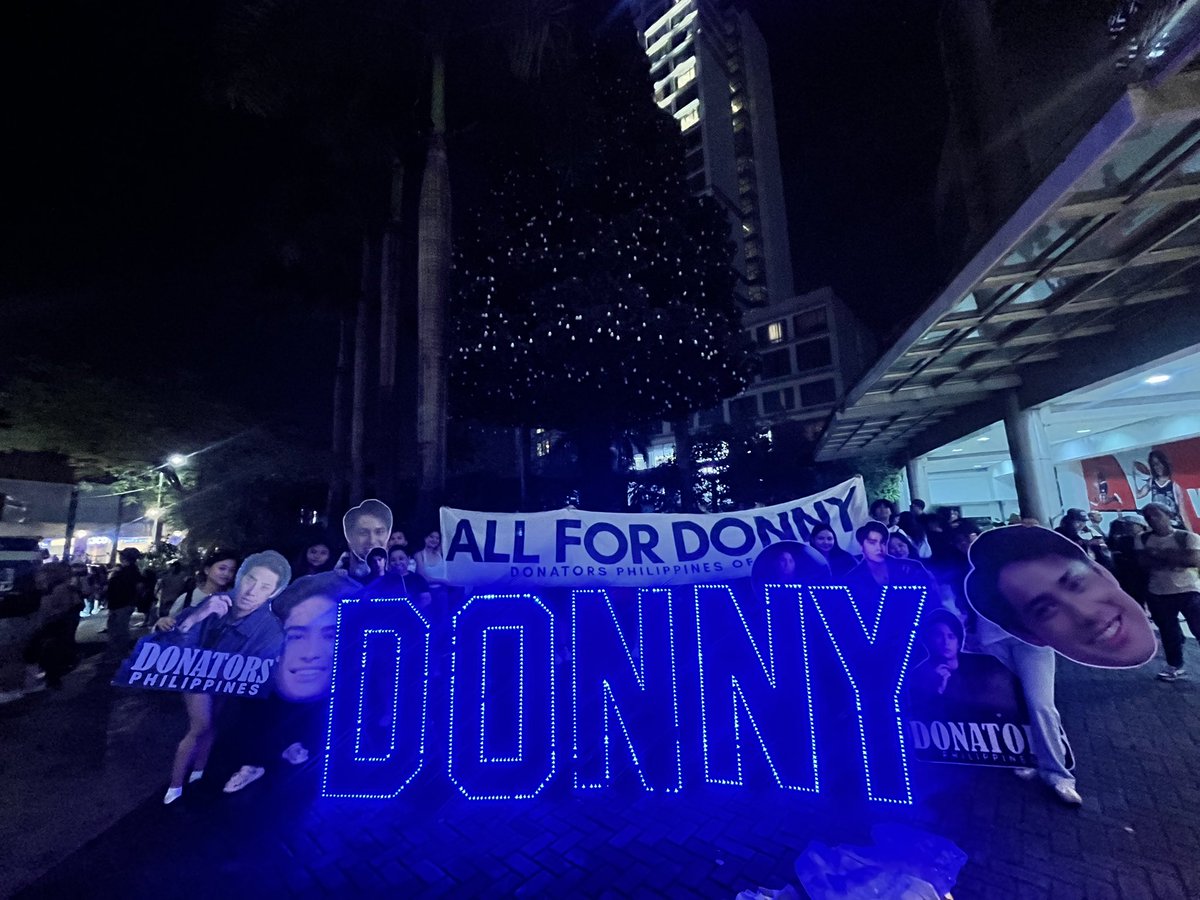 DONATORSPH's tweet image. ALL FOR DONNY 💙

To everyone who tweeted, cheered, and showed up for Donny today — THANK YOU.

And to our awesome sponsors, none of this would’ve been possible without your support. You made ASG 2025 extra special.

Our hearts are overflowing with love and support from all of…