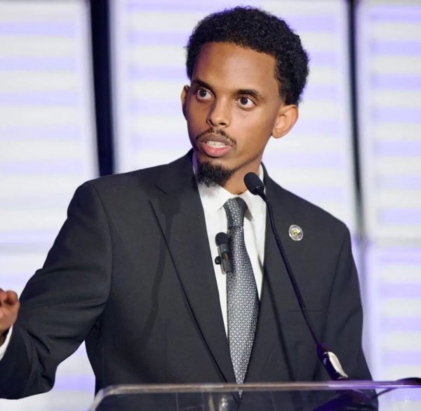 BRICSinfo's tweet image. JUST IN: 🇺🇸🇸🇴 Socialist Somali-American Omar Fateh officially wins Democratic Party endorsement for Minneapolis mayor.
