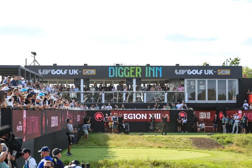 LIVTracking's tweet image. Just 5 days out from the most anticipated golf tournament of the month #LIVGolf UK @ JCB G&CC.
Golfers & golf fans are over the six-hour rounds. They’re begging for the speed and energy that only LIV delivers.
The world will be locked in on July 25th watching LIV Golf UK. ⛳️📈
