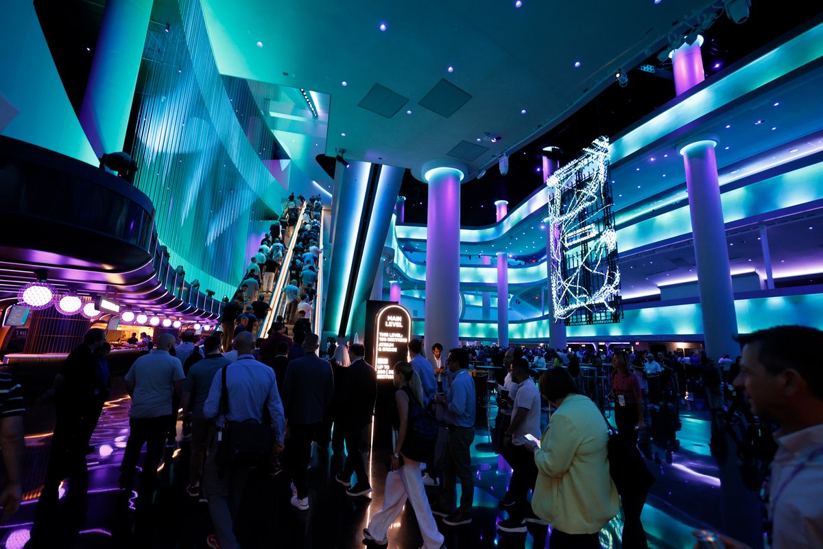 HPE's tweet image. The energy was off the charts at HPE Discover Las Vegas 2025. From the keynotes to the breakouts and demos, there were too many memorable moments to count. Relive it all with HPE Discover on demand. hpe.to/60124CY0r