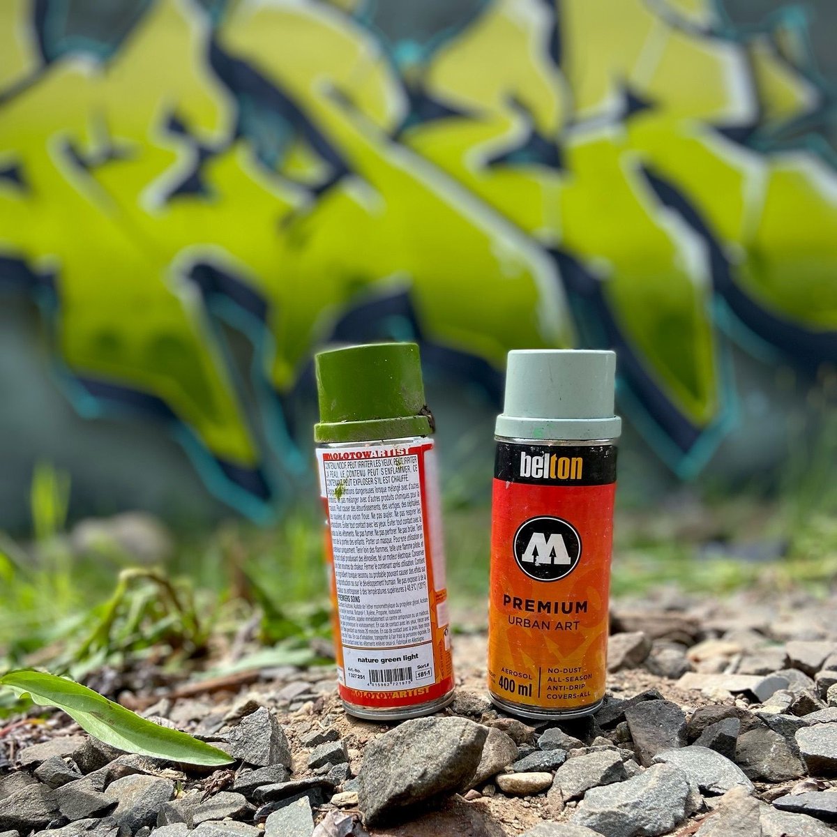 BombingScience's tweet image. Lean, mean, and green! 🟢 @geser3a rocking some @molotowheadquarters and @flamepaint color schemes. Be sure to stock up at our shop! shop.bombingscience.com/graffiti-paint
#geser #3a #3acrew #againandagain #graffiti #letters #wall #graffitiart #spraypaint