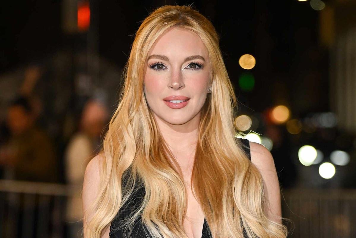 Leftyslayer's tweet image. Can you believe this is Lindsey Lohan??