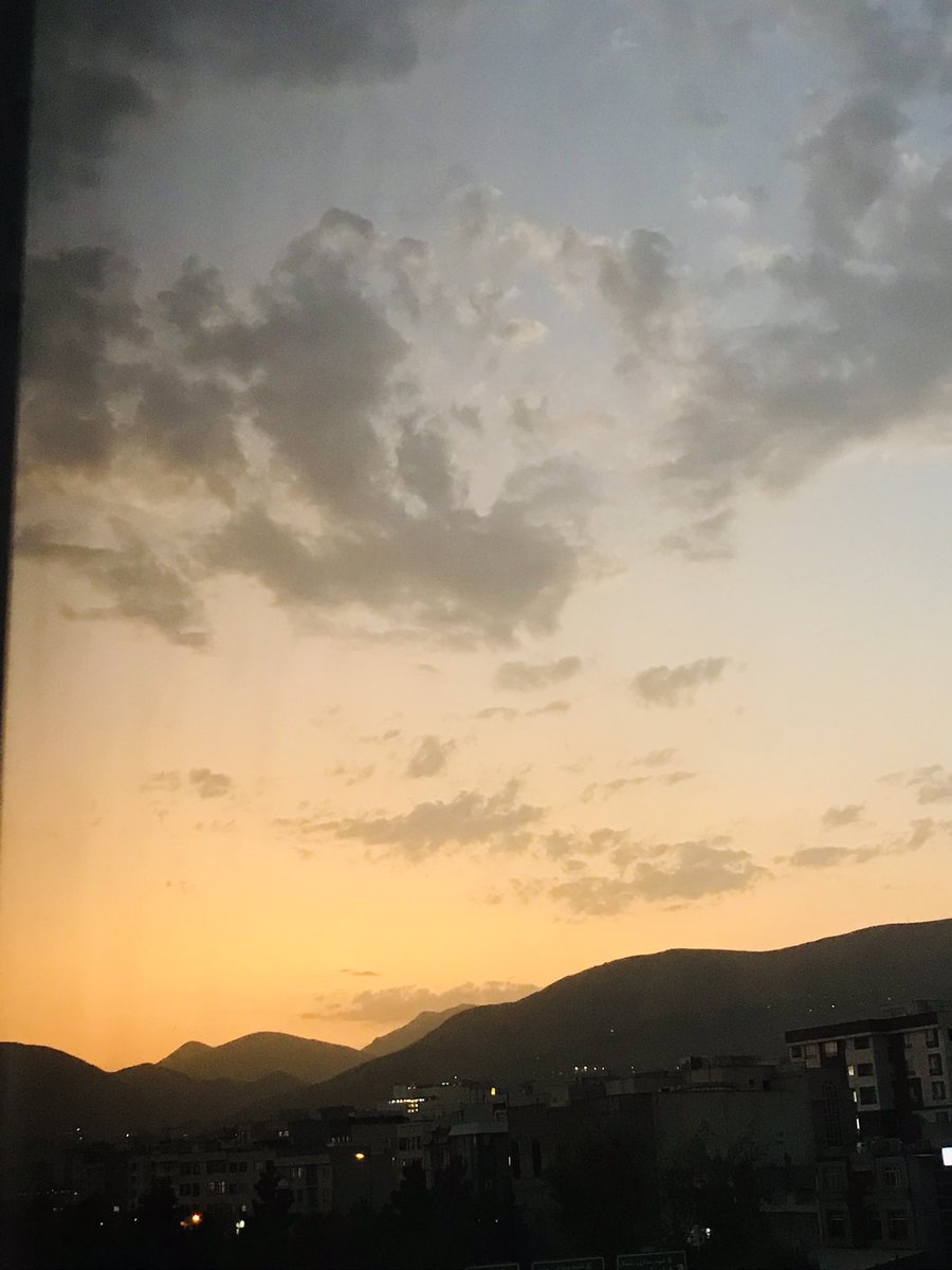 psyzad13's tweet image. گاهی
لبخند
عمیق ترین زخمِ صورت هاست...
#پایان_امروز⌛️