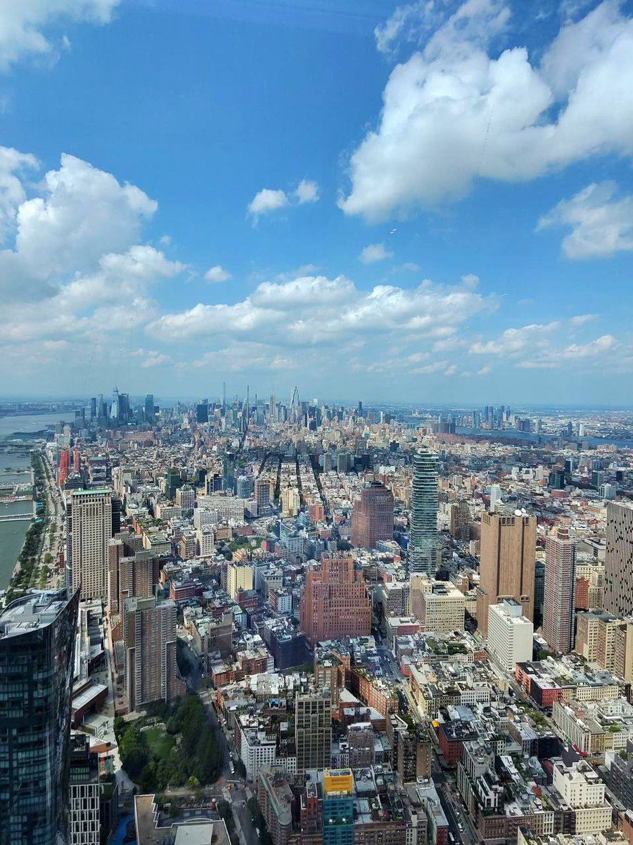 Stunning views from the brand new, NYC headquarters of our Multi-Billion Dollar, NYSE listed, institutional DeFi partner. 

Grateful to be building the future of society together — where Digital Assets meet the world’s most precious resource, Energy. 

Beyond excited for our