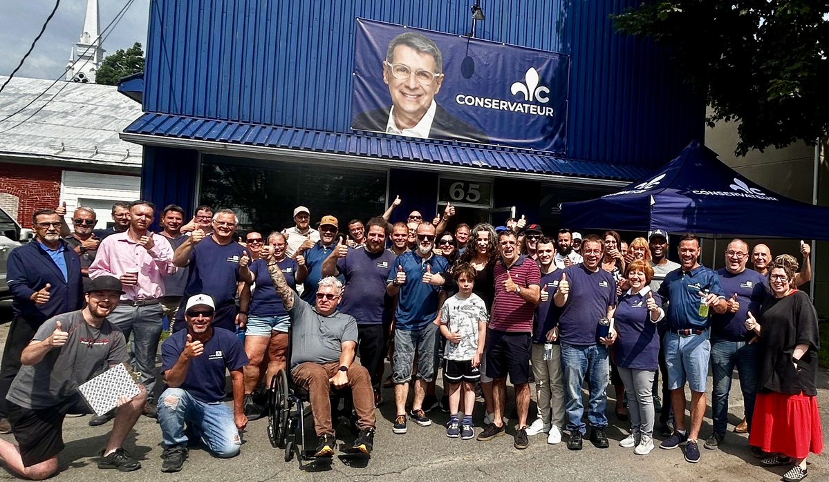 marie_helie's tweet image. Nous qui avons appuyé Éric Duhaime et le Parti Conservateur du Québec (PCQ) depuis le début sommes fébriles à l’approche du jour de l’élection dans Arthabaska.
Nous avons persévéré, partageant cet espoir fou que nos idées percent le plafond de verre de la politique québécoise.…