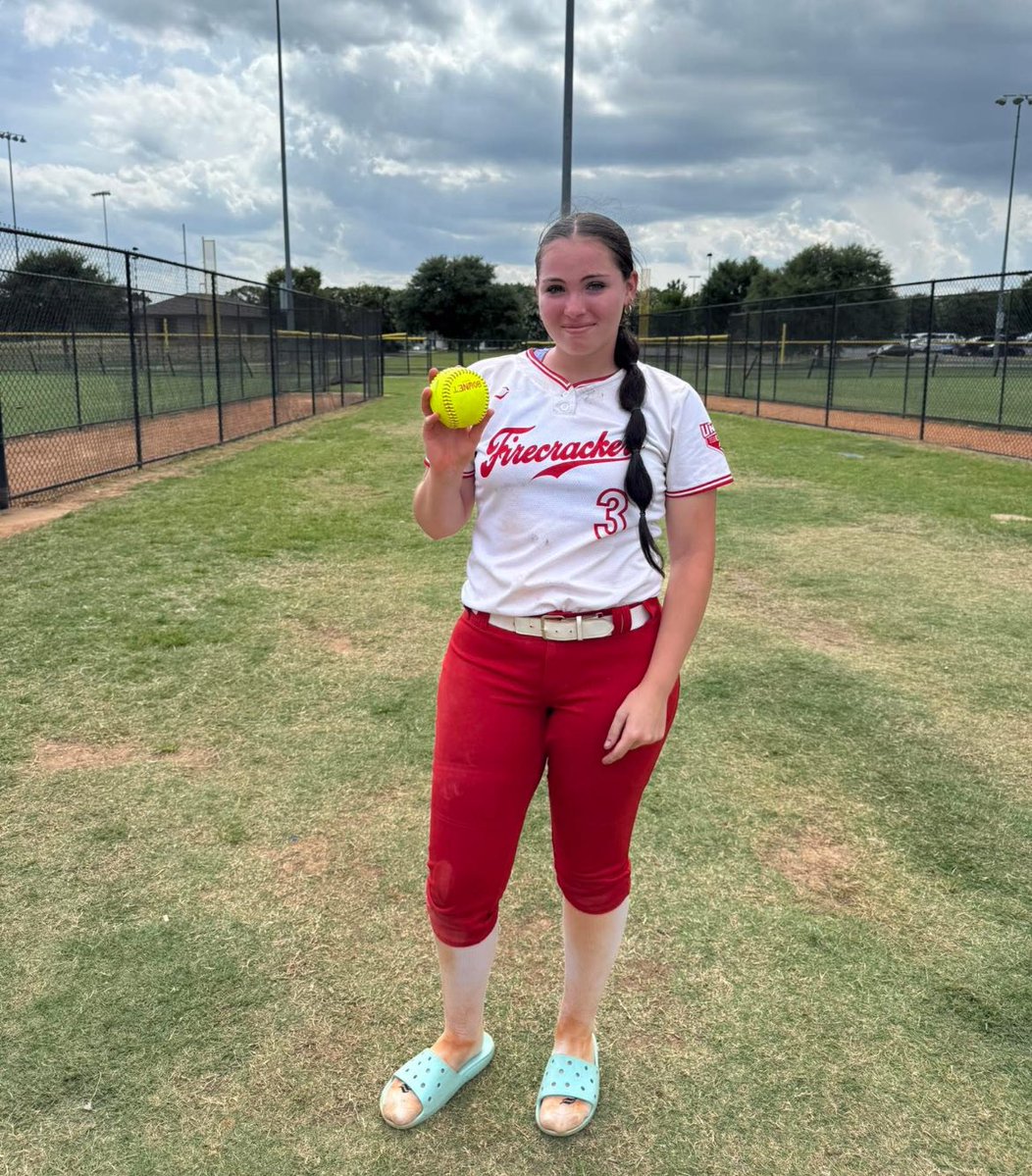 Firecrackers Medina/Miller (@firecrackersmm) on Twitter photo B🧨G shoutout to 2027 <a href="/HayleyPugh98488/">Hayley Pugh</a> and <a href="/louisburg_sb/">Louisburg College SB</a> commit <a href="/kayliecook_/">Kaylie Cook</a> for their 💣 💣 in game one Saturday morning 🧨🥎❤️
<a href="/Firecrackersinc/">Firecracker Softball</a> <a href="/CoachLee_LC/">Coach Eric Lee</a> B🧨G shoutout to 2027 <a href="/HayleyPugh98488/">Hayley Pugh</a> and <a href="/louisburg_sb/">Louisburg College SB</a> commit <a href="/kayliecook_/">Kaylie Cook</a> for their 💣 💣 in game one Saturday morning 🧨🥎❤️
<a href="/Firecrackersinc/">Firecracker Softball</a> <a href="/CoachLee_LC/">Coach Eric Lee</a>