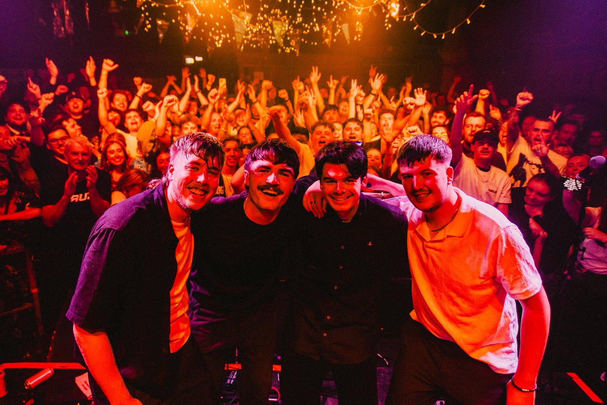 CRUZ (@band_cruz) on Twitter photo 🔙 Throwback to our last Sheffield headline show at <a href="/Leadmill/">The Leadmill</a>
Unbelievable scenes that night. Let us know if you’re in the last photo! 👀
📸 <a href="/tomsunderland__/">Tom Sunderland</a> 🔙 Throwback to our last Sheffield headline show at <a href="/Leadmill/">The Leadmill</a>
Unbelievable scenes that night. Let us know if you’re in the last photo! 👀
📸 <a href="/tomsunderland__/">Tom Sunderland</a>