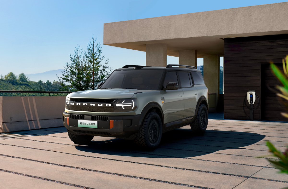 alexlowe30's tweet image. Ford has announced a new all-electric version of the Bronco, for the Chinese domestic market only.
🔋 100kWh BYD battery
🏁 404 mile range (CLTC Cycle)
⚡️ Dual motor setup with 444HP
More - theinterface.uk/blog-posts/for…