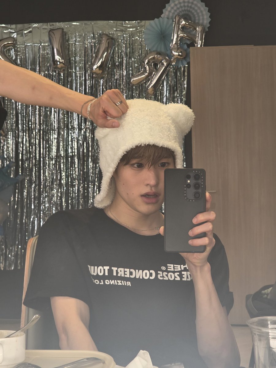 LuvAllSohee's tweet image. 곰또리 사진 왔다 앙🧡