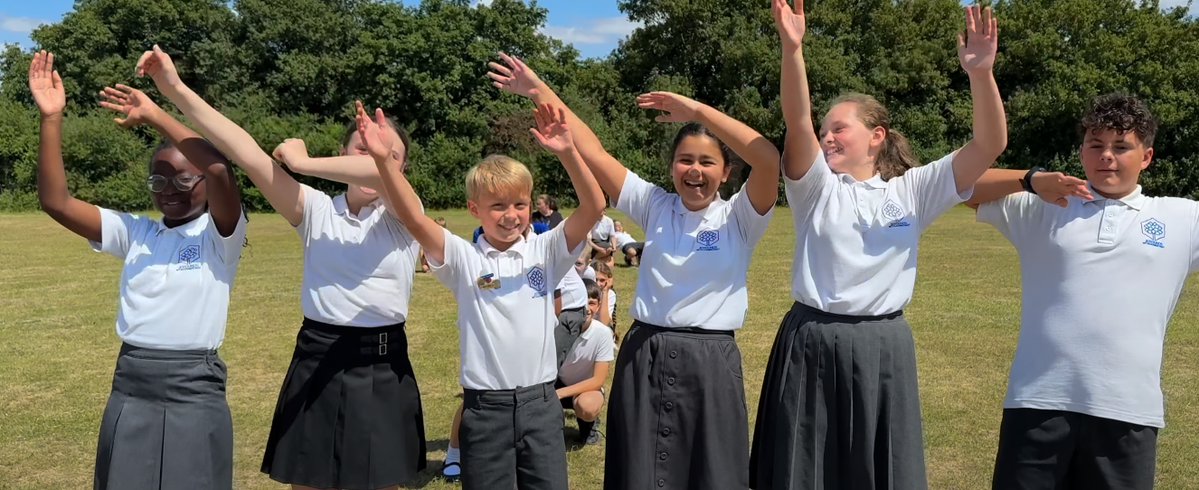 yourharlow's tweet image. Jerounds Primary produce wonderful video as Year 6 wave goodbye
yourharlow.com/2025/07/20/jer…