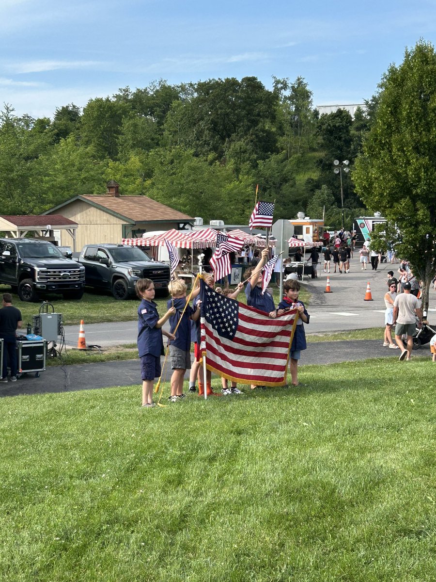 SenRobinsonPA's tweet image. Thank you to everyone who made Ohio Township Community Day a success! Thank you to township officials for the warm welcome, and to first responders from Ohio Township and nearby communities for providing great activites and keeping us safe. Until next time!