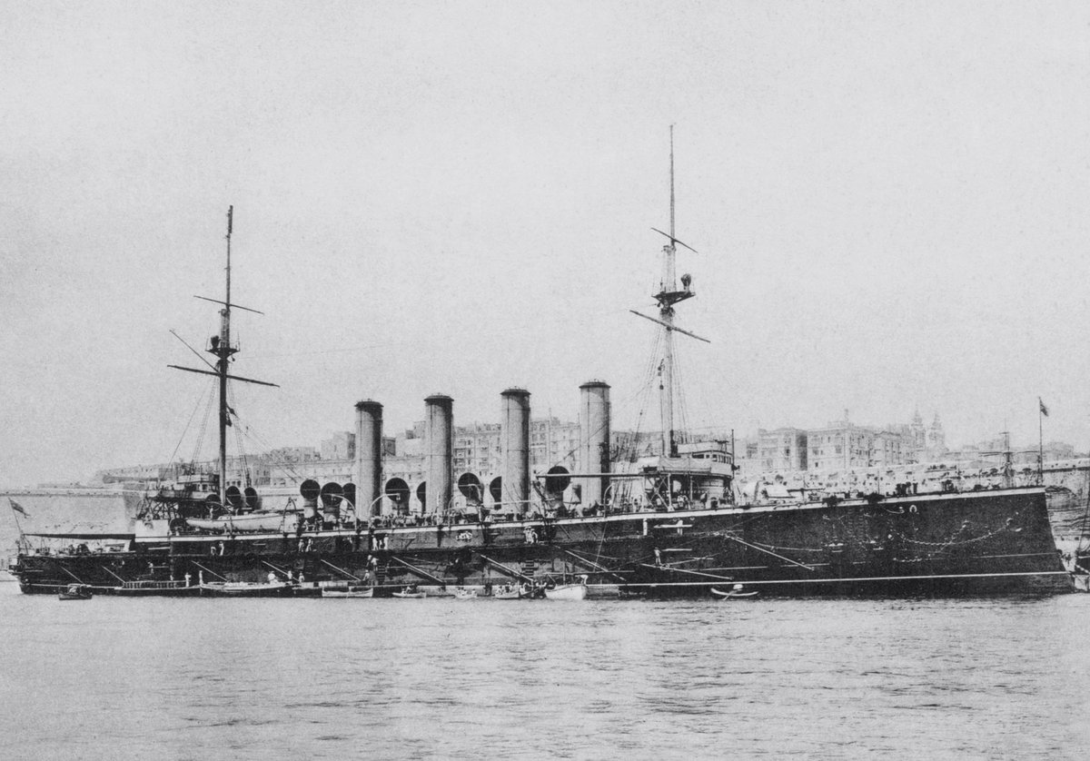DramaWarship's tweet image. Date: June 1900. Location: 35°53'21" N, 14°30'32" E. Event: Recently commissioned into the Royal Navy and assigned to the China Station, protected cruiser Argonaut makes a stopover in Valletta on her way from Portsmouth to Hong Kong. Current status: Scrapped in 1921-22, lifespan…