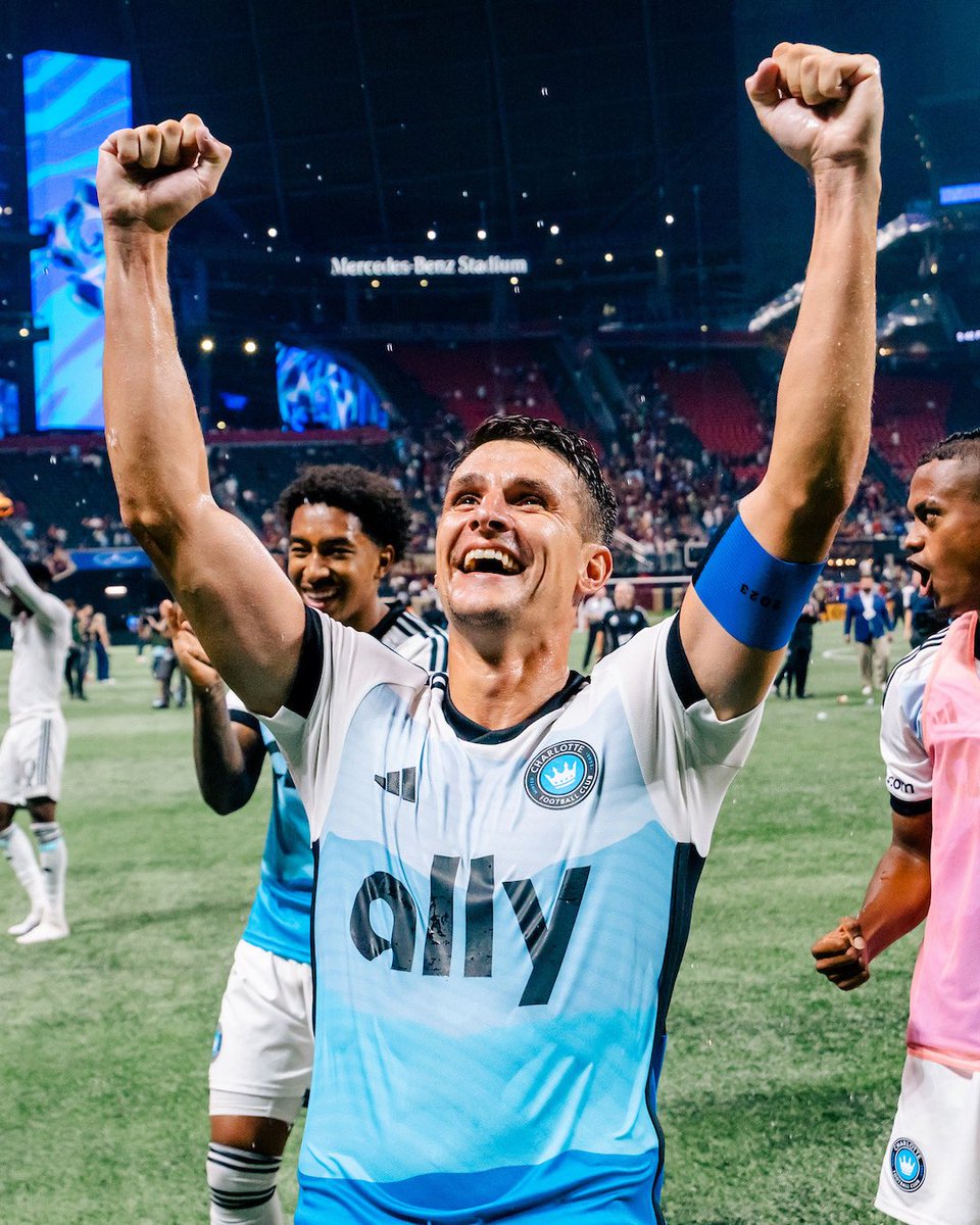 CharlotteFC's tweet image. All the passion. All the vibes. CAN YOU FEEL IT, QUEEN CITY?! 🗣️👑