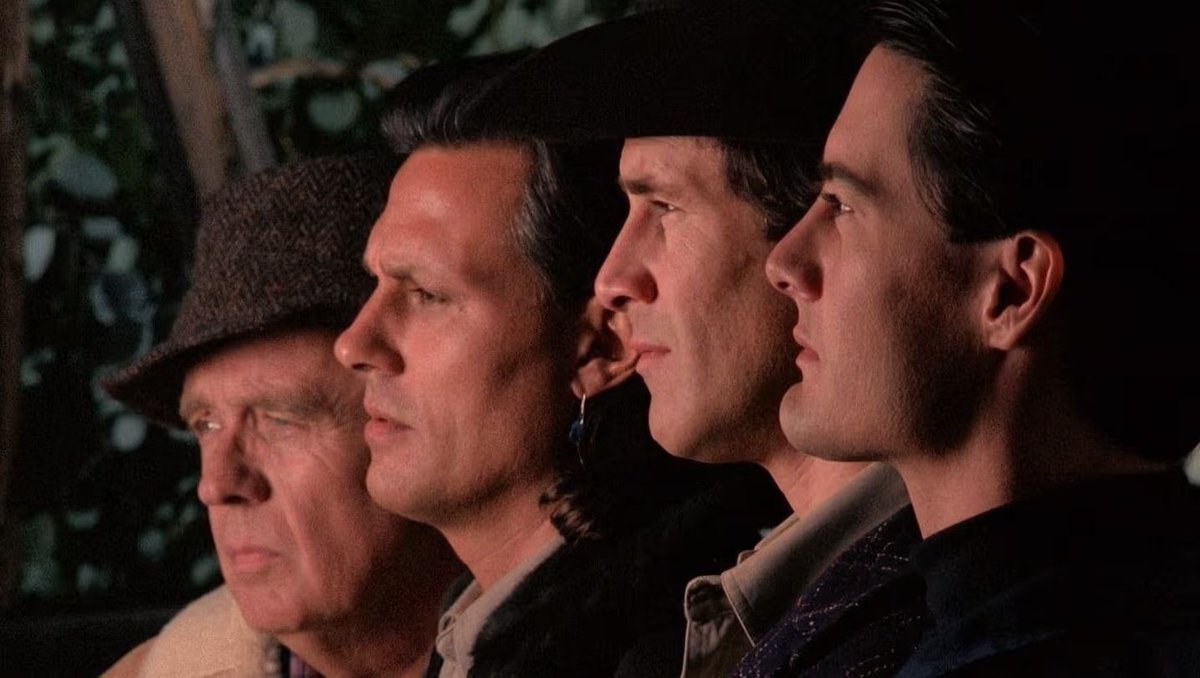 ThePCCLondon's tweet image. Tonight at the PCC, we return to the woods for Episodes 3 & 4 of TWIN PEAKS: SEASON ONE, screened back-to-back in our very own Red Room and continues next week, where we’ll finish this beautiful season with a triple-header of Episodes 5, 6 & 7.
🎟️: tinyurl.com/bdzkjjth