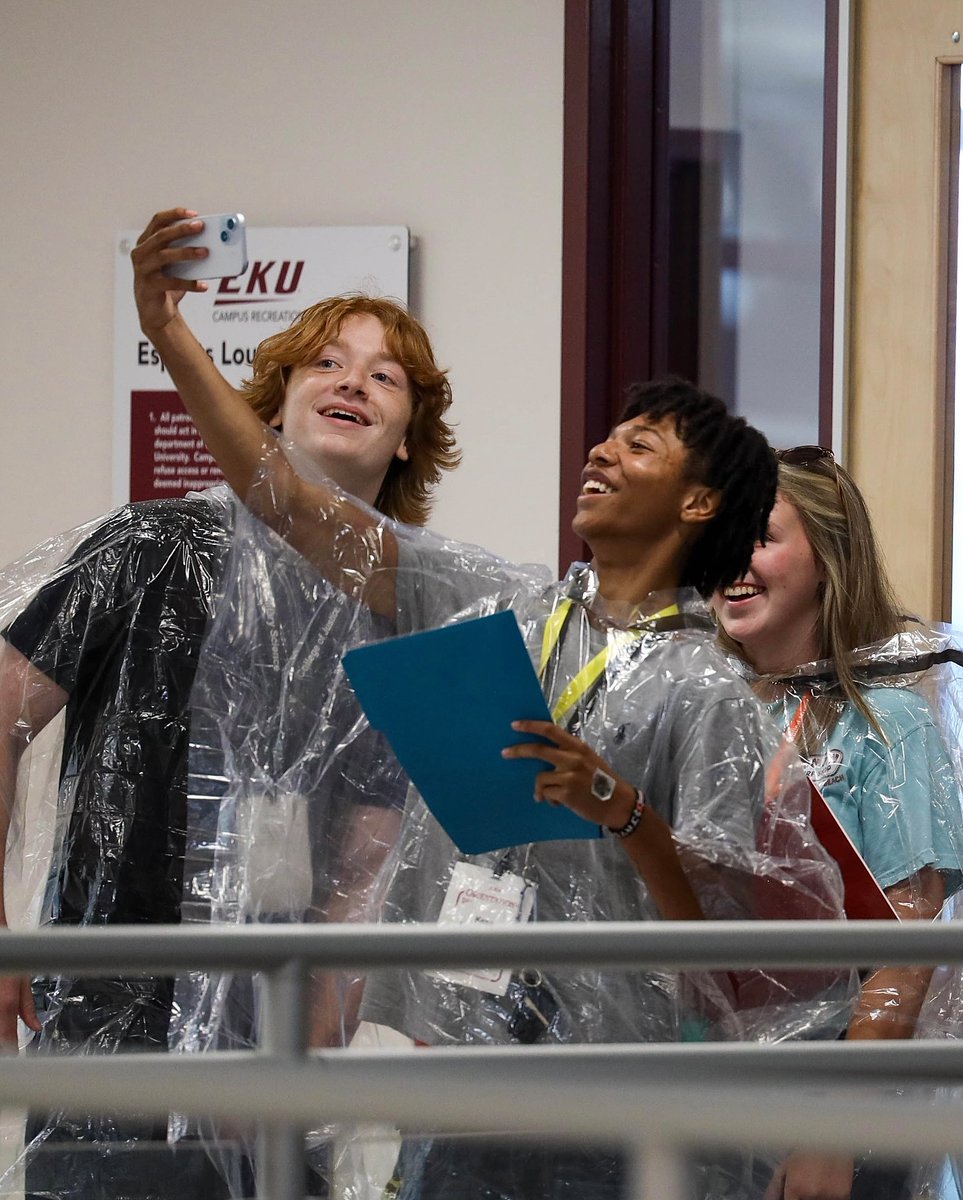 eku's tweet image. Crazy to think, but there’s only a handful more orientations until Fall ‘25 kicks off! #EKU Admissions has been hard at work all summer giving our soon-to-be Colonels a taste of life on the #CampusBeautiful. 🙌💥 #GoBigE #EKUFamily #ColonelNation #BigEWelcome
