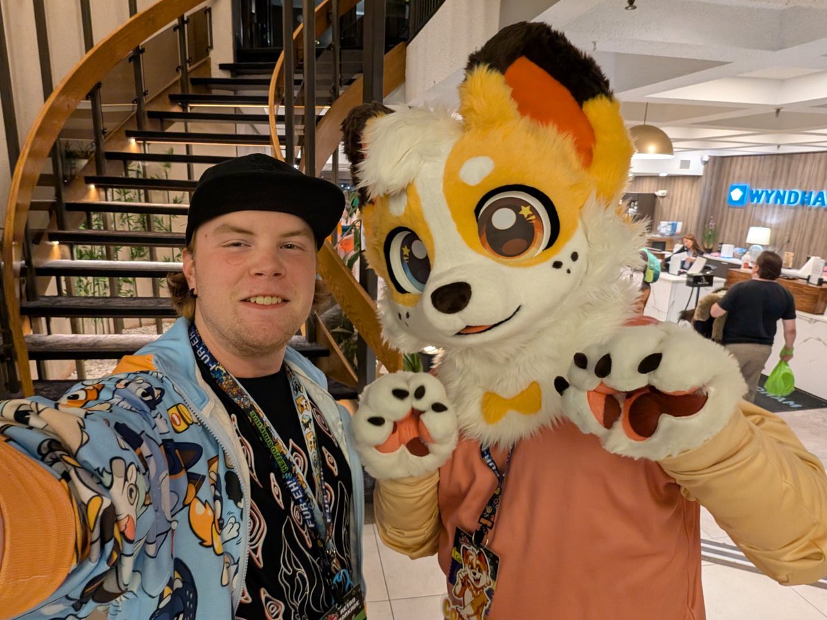Rosie (@rosiedrafenn) on Twitter photo I got a couple pics with <a href="/TheCorgiCam/">Corgi @ Fur-Eh!</a> at Fur-eh 2025 hehe hes very sweet n an adorable bean almost mist him cuz he so tiny 🤭😋
Btw if u see this corgi ur small :3 I got a couple pics with <a href="/TheCorgiCam/">Corgi @ Fur-Eh!</a> at Fur-eh 2025 hehe hes very sweet n an adorable bean almost mist him cuz he so tiny 🤭😋
Btw if u see this corgi ur small :3