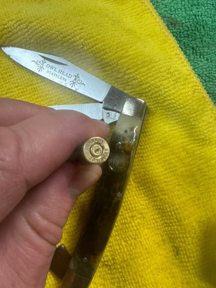 capt71_'s tweet photo. It’s always a good feeling when a fixer upper blade comes together as planned.  #pocketknife #instagram post. https://t.co/tB3tlAkmjV