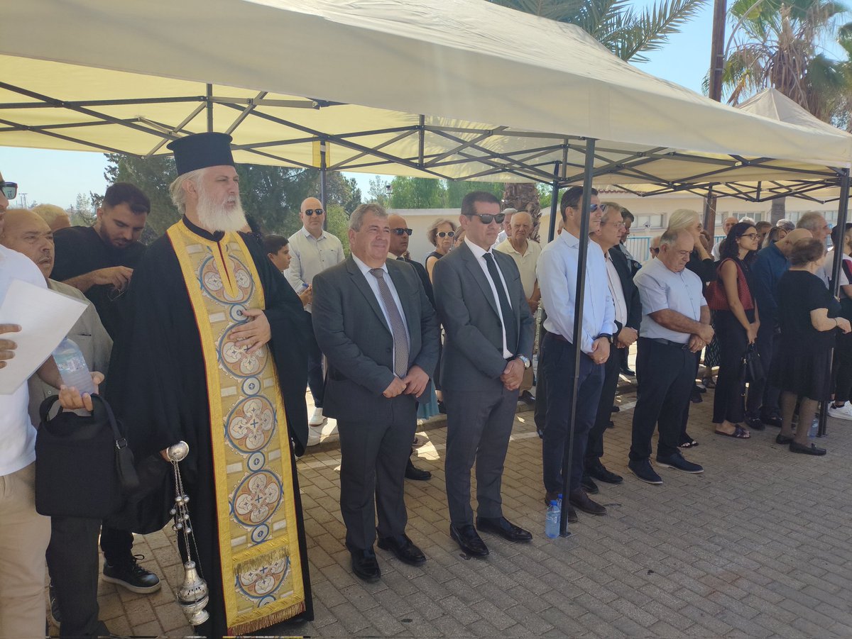 MichaelDamianos's tweet image. Με σεβασμό και συγκίνηση τίμησα σήμερα στην Περιστερώνα τους ήρωες, αγνοούμενους και αθώα θύματα της τουρκικής εισβολής του 1974.

Τιμούμε τα πέντε παλικάρια της Κοινότητας που θυσιάστηκαν για την πατρίδα, αλλά και όλους όσοι σε κάθε γωνιά της Κύπρου, αγωνίστηκαν και έπεσαν…