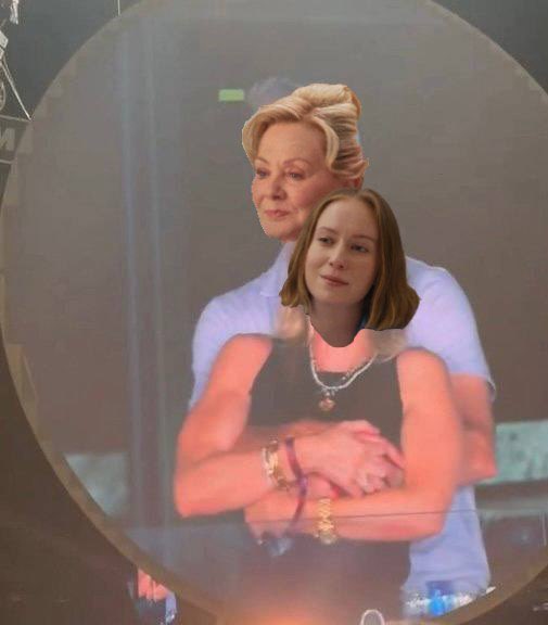 TbrightonDi's tweet image. OMG guys, have you heard that Deborah Vance, the host of the Late Night show, was caught snuggling with her head writer, Ava Daniels, during a Coldplay concert