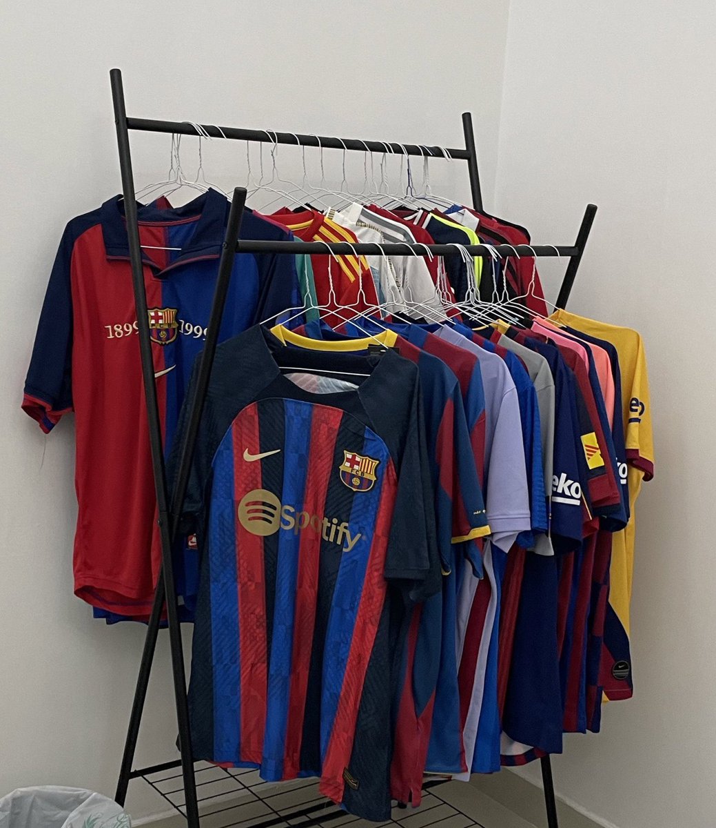 messicitaa's tweet image. Wardrobe like this and I am down bad fr