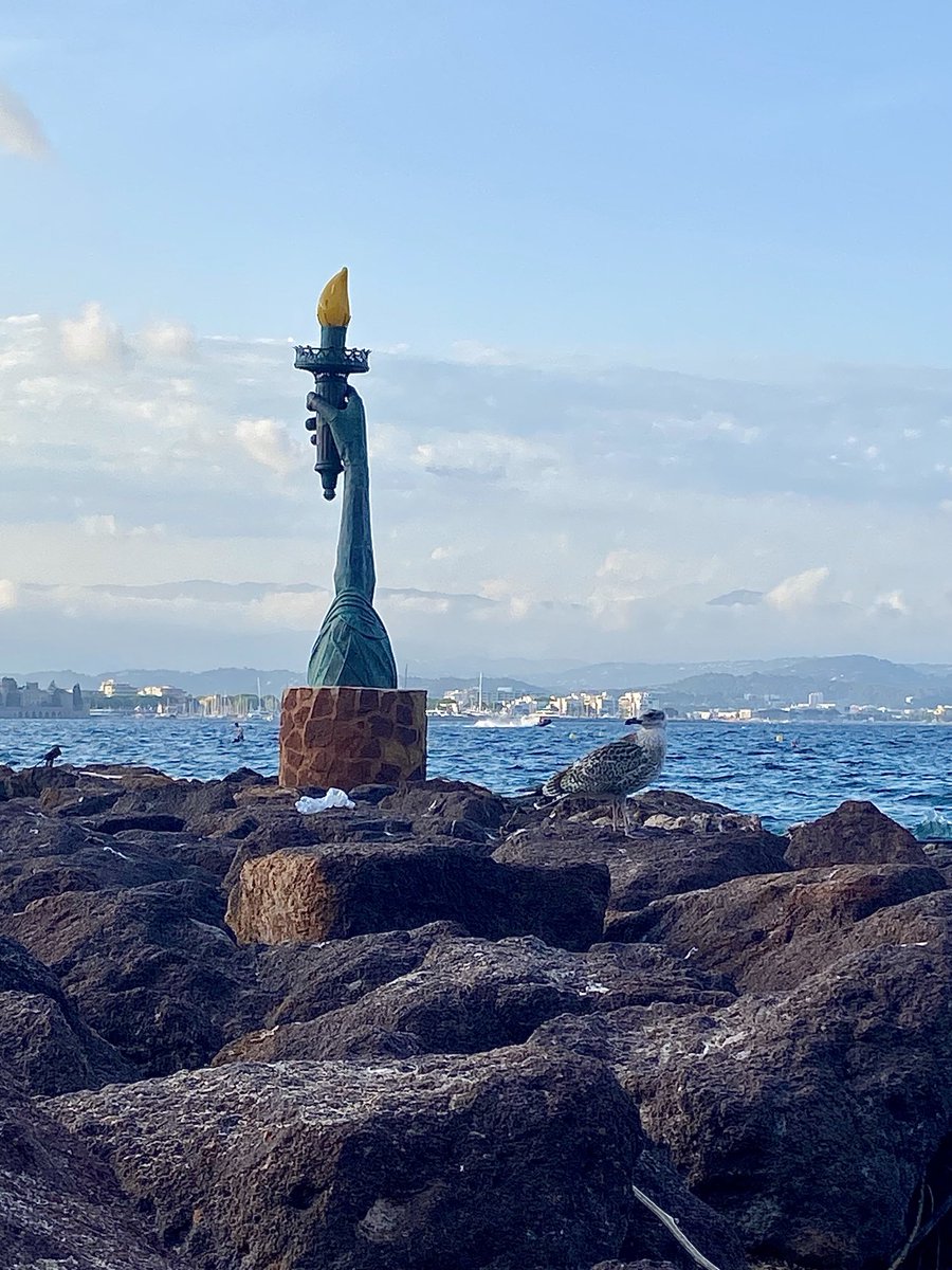 La flamme de la liberté ⁦<a href="/VilledeTheoule/">Théoule-sur-Mer</a>⁩
