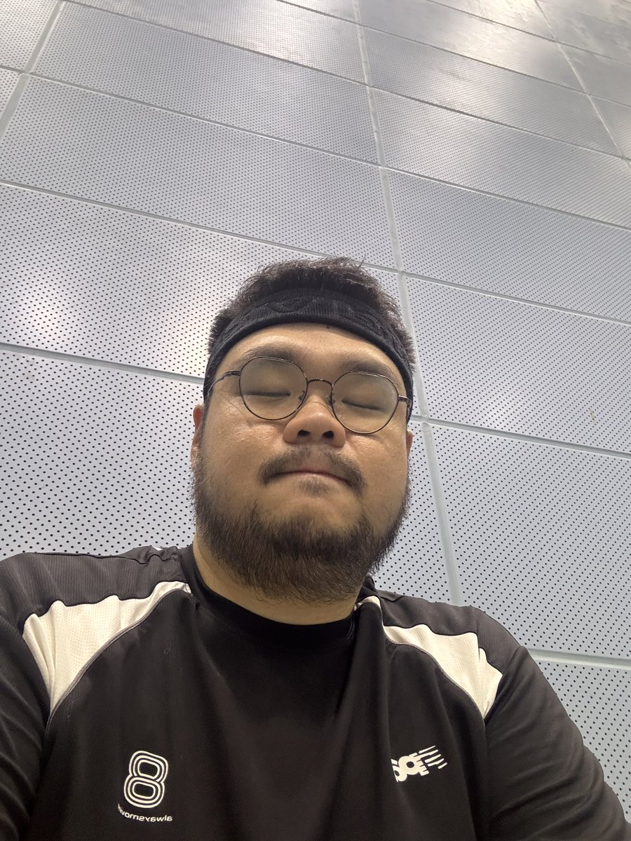 木木林林 (@mmlnln330563) on Twitter photo 