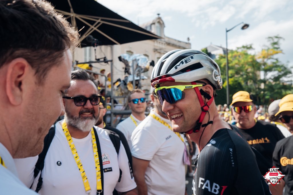 TeamEmiratesUAE's tweet image. A perfect team effort to close out week two of #TDF2025
💛 #WeAreUAE