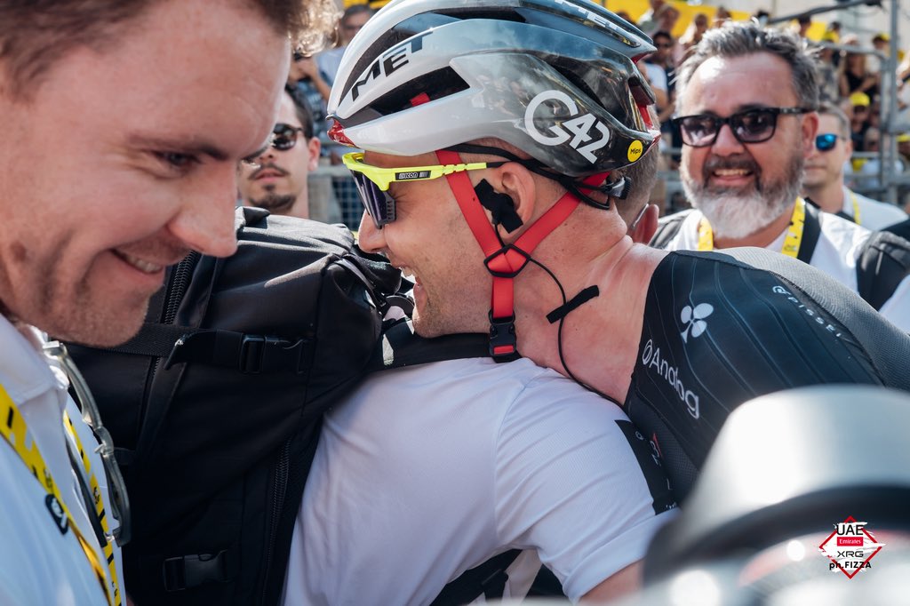 TeamEmiratesUAE's tweet image. A perfect team effort to close out week two of #TDF2025
💛 #WeAreUAE
