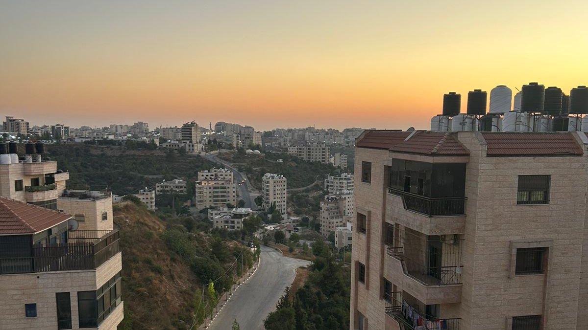 theiachatelle's tweet image. It’s impossible to describe the feeling of returning to Ramallah without the word "home."
I have only love for this city and land. I hope one day it will be free.