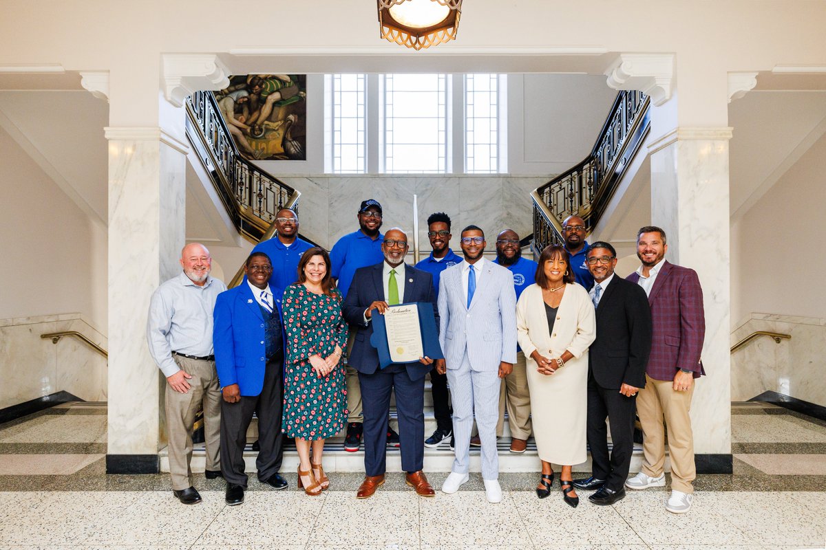 MayorKenWelch's tweet image. Last week at City Council, we celebrated several important milestones & initiatives that make @StPeteFL a special place. Join me in recognizing Get Ready for Back-to-School Month, @pbs_1914 International Conclave Week, 727 Day, & Americans with Disabilities Act Day. #WeAreStPete