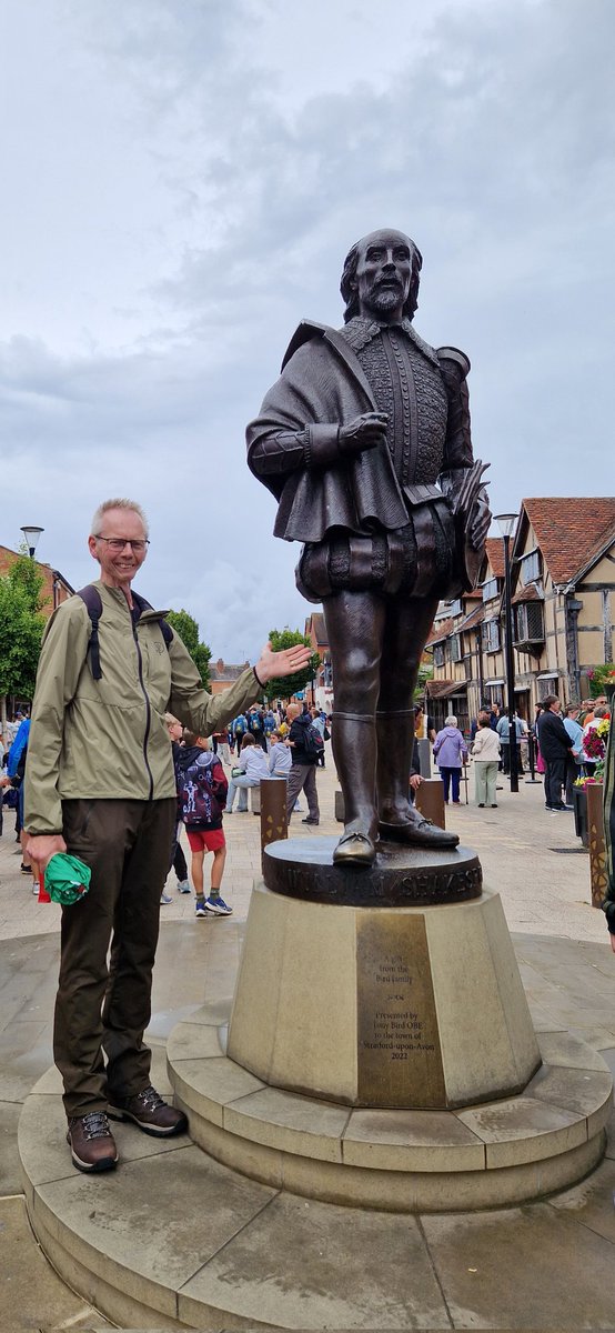 John_Dabell's tweet image. Being a tourist in your own country is always interesting! Today, we are doing the whole Shakespeare thing in Stratford-upon-Avon. I wonder what the Immortal Bard would make of it all now?!