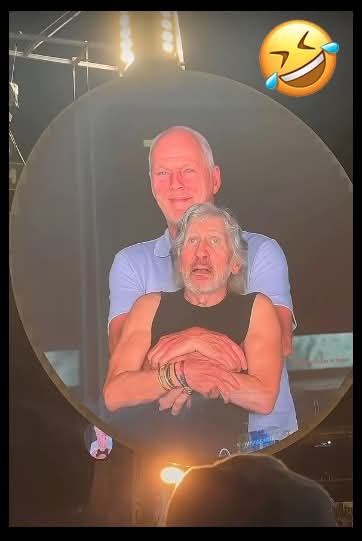 Gektor0922's tweet image. La cámaras indiscretas en los conciertos de Coldplay siguen evidenciando relaciones secretas. 😆😂😂😂
#PinkFloyd