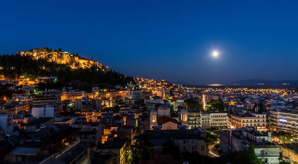 GALANISCross_GR's tweet photo. Τρεντάρει η Λαμία! Μια απ τις ομορφότερες πόλεις της Ελλάδας!
Πάνω αριστερά διακρίνεται ο λόφος με το γραφικό κάστρο της πόλης!
#Λαμία #Λαμιαρα #LamiaCity #Greece https://t.co/2PcOFtVjyT