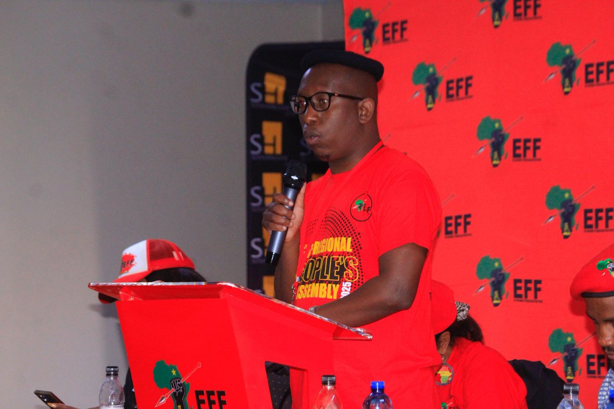 EFFGautengProv's tweet image. 🚨In Pictures🚨
EFF CCT Deployees, Commissars Hlengiwe Mkhaliphi and Mandla Shikwambana today, ensuring a smooth and successful convening of EFF Tshwane SubRegion 1 Subregional People’s Assembly.
#EFFSRPA