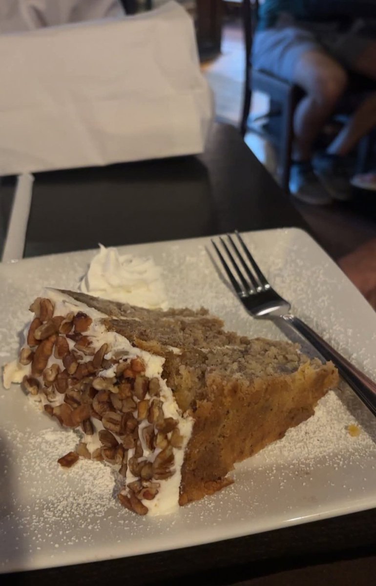JayHazzeKY's tweet image. If you're ever in Charleston SC make sure you stop at Kaminsky's. #Bigback