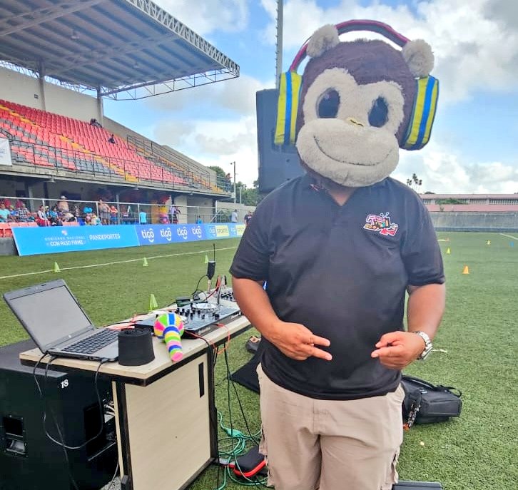 Super Z FM Chiriquí tweet media