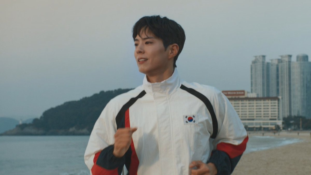 jaewookie_'s tweet image. e no fim, era exatamente isso que eu queria ver! o dong-ju se tratando, vivendo a vida dele ao máximo, namorando a han-na, FELIZ, pq depois de passar por tantas e salvar tanta gente, era o que ele MERECIA! 

JTBC, você foi incrível!  10/10 ⭐️⭐️⭐️⭐️⭐️

#goodboy #goodboyep16