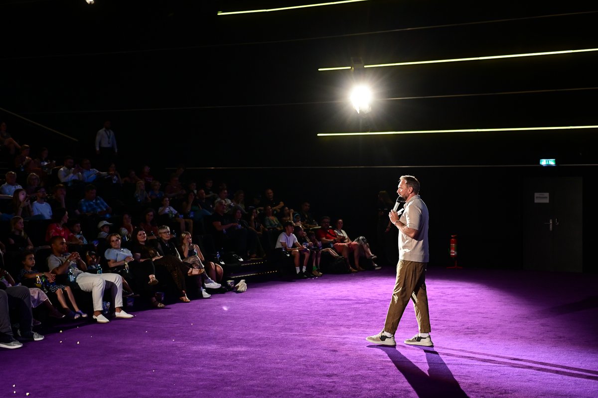Berlin, you’ve been incredible.
Tonight’s official GRAND PRIX OF EUROPE premiere brought so many amazing people together – creatives, partners, friends – all united to celebrate this milestone. Huge thanks to everyone who helped make this moment happen. #GrandPrixMovie #MACKMagic